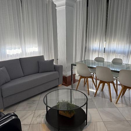 Apartamentos Avenida Seville Ngoại thất bức ảnh