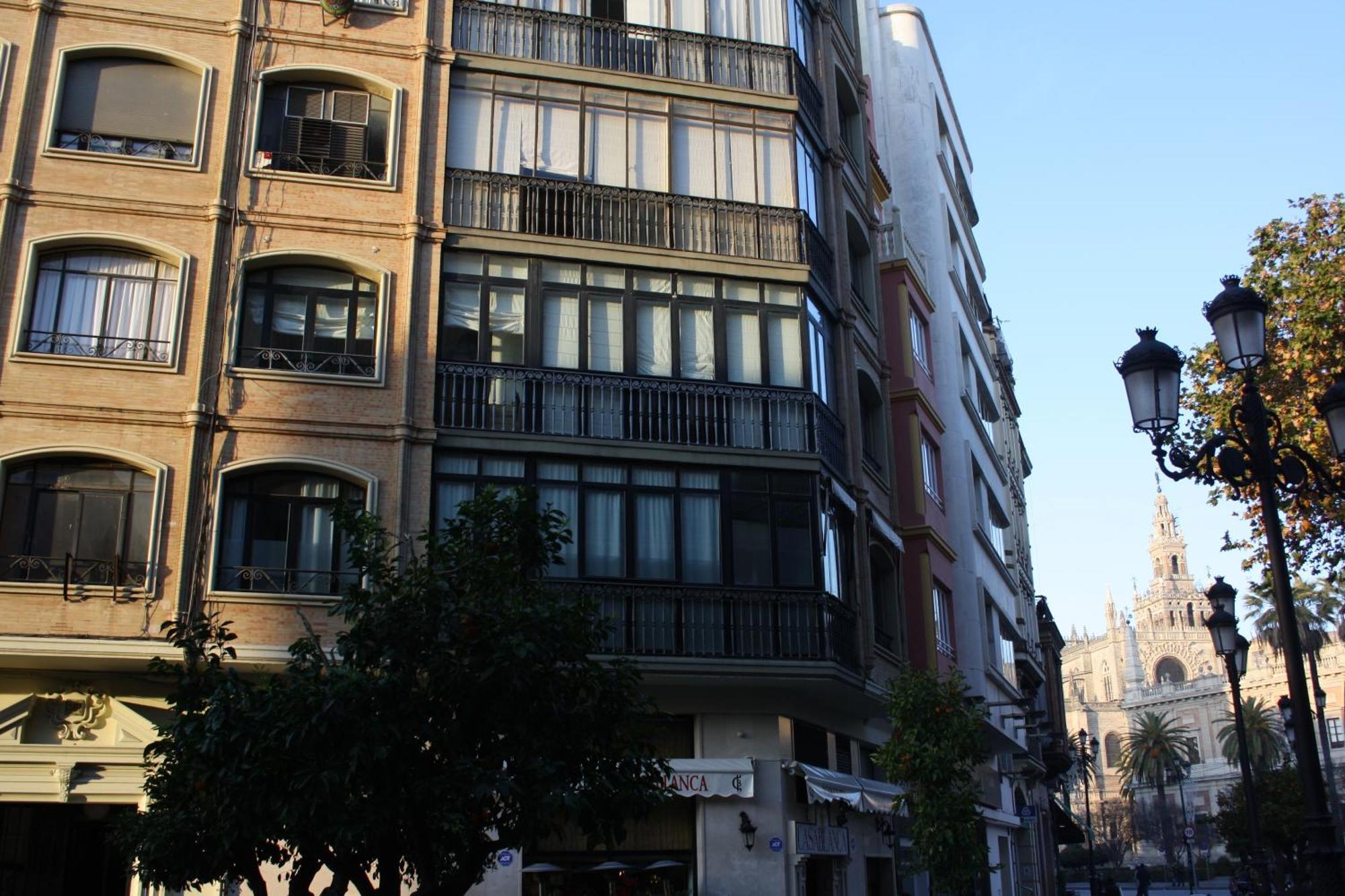 Apartamentos Avenida Seville Ngoại thất bức ảnh