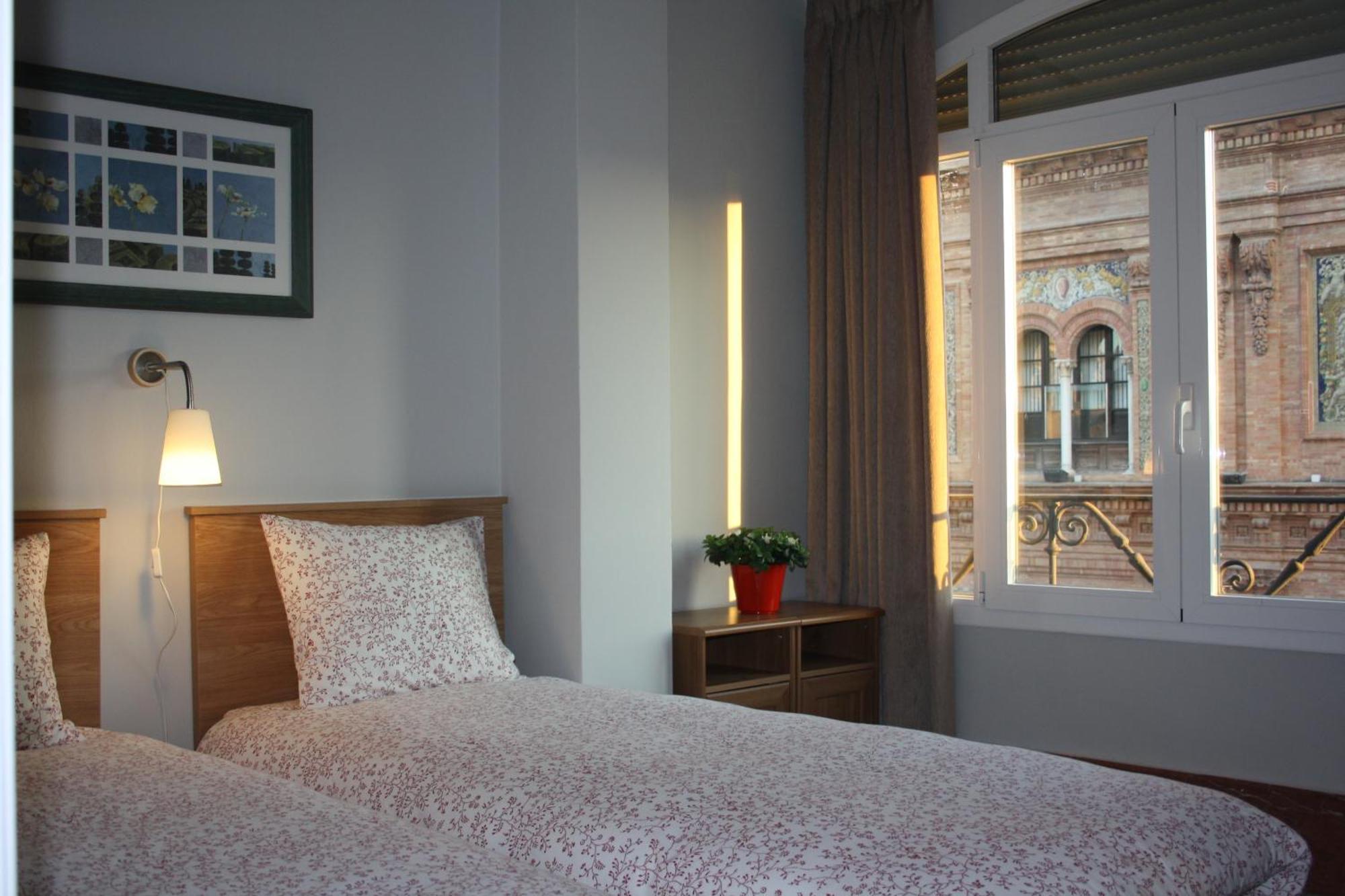 Apartamentos Avenida Seville Ngoại thất bức ảnh