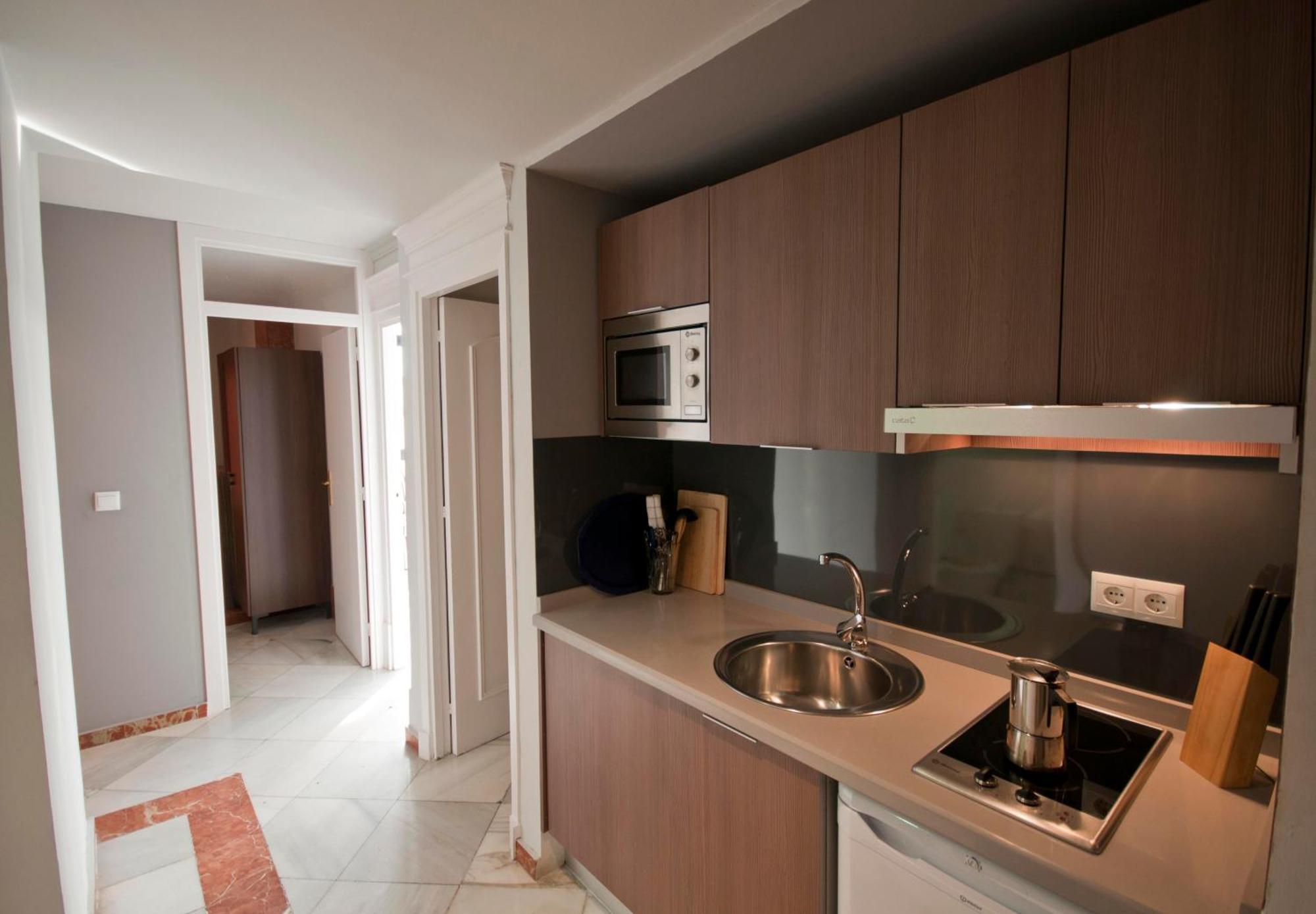 Apartamentos Avenida Seville Ngoại thất bức ảnh