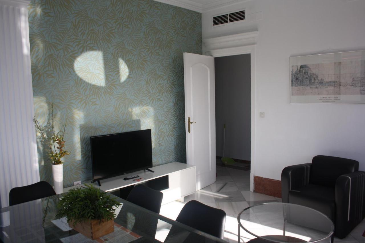 Apartamentos Avenida Seville Ngoại thất bức ảnh