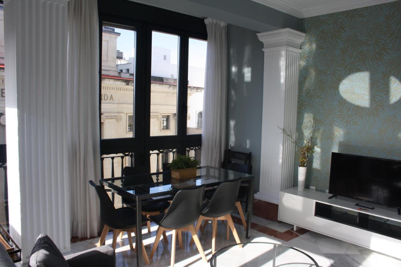 Apartamentos Avenida Seville Ngoại thất bức ảnh