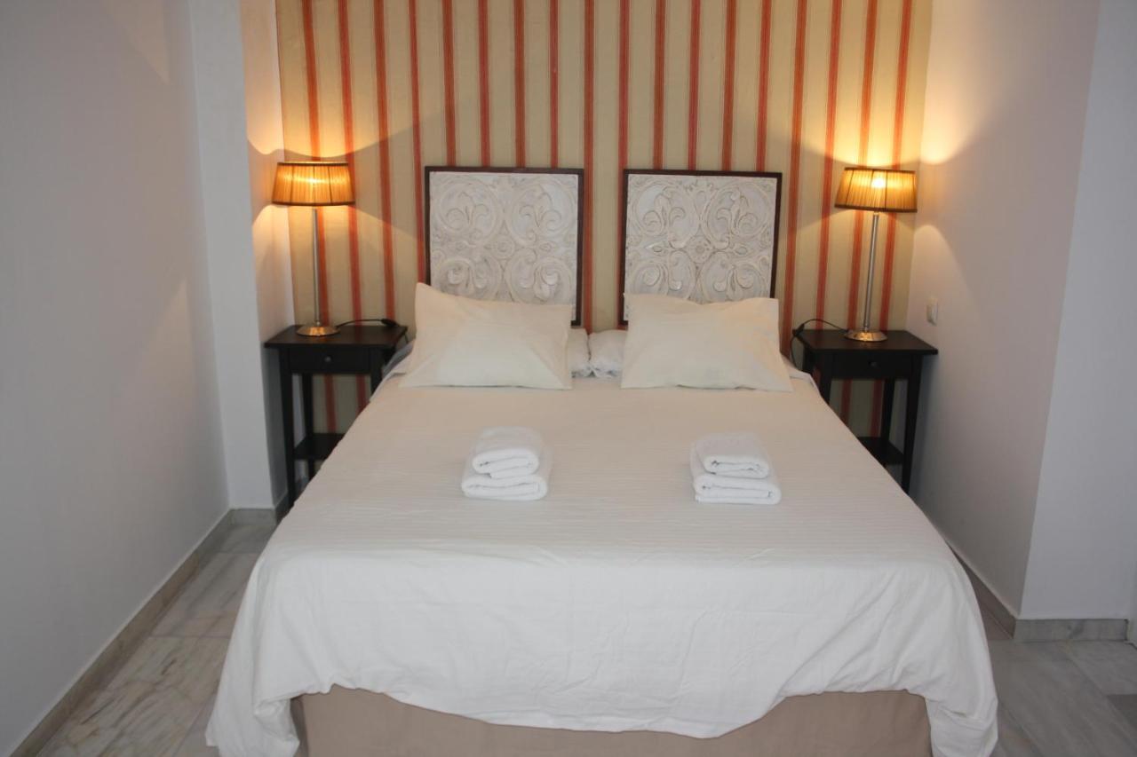 Apartamentos Avenida Seville Ngoại thất bức ảnh